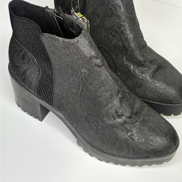 Pattern low cut boots - Picture 3 of 5